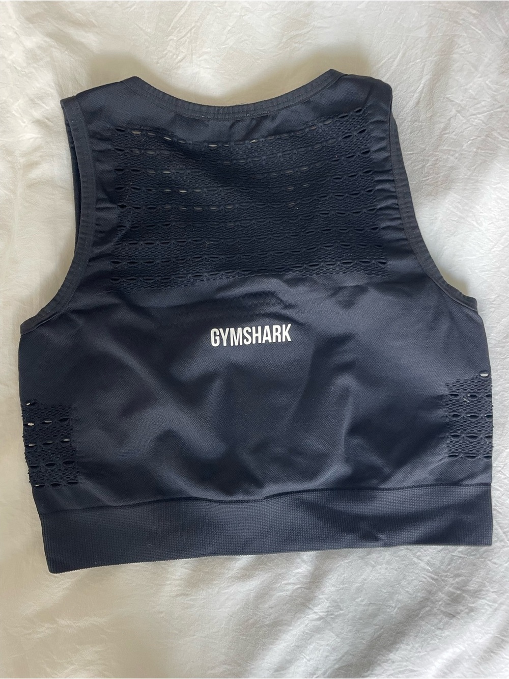 Gymshark Black Seamless Crop Sports Bra with Vent Panels - Picture 2 of 2